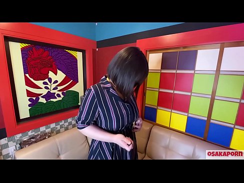 ❤️ O le tama'ita'i Iapani e lapopo'a ona susu e masturbate i meata'alo feusua'iga ma e iai lona tu'aiga. Na ia talanoa i se faatalanoaga e uiga i lona aafiaga fucking. Su'e tetele ma pusi fulufulua o lo'o tagi leotele. Osakaporn ❌ Vitio fa'ata'ita'i ❤